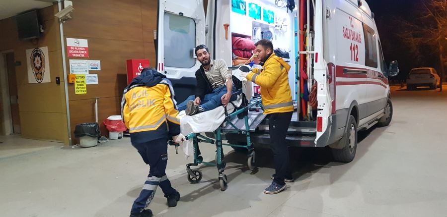 Bisiklet sürücüsü acılar içinde kıvrandı