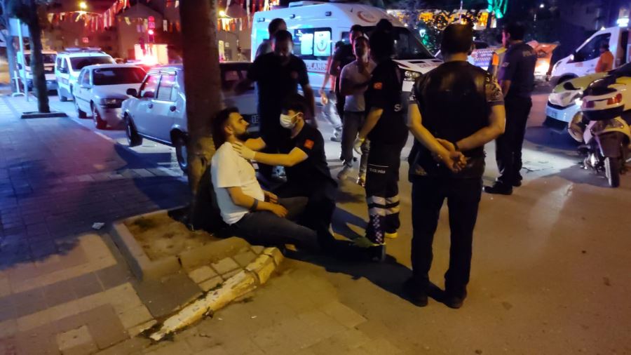 Elektkli bisiklet sürücüsü ve yolcu yaralandı