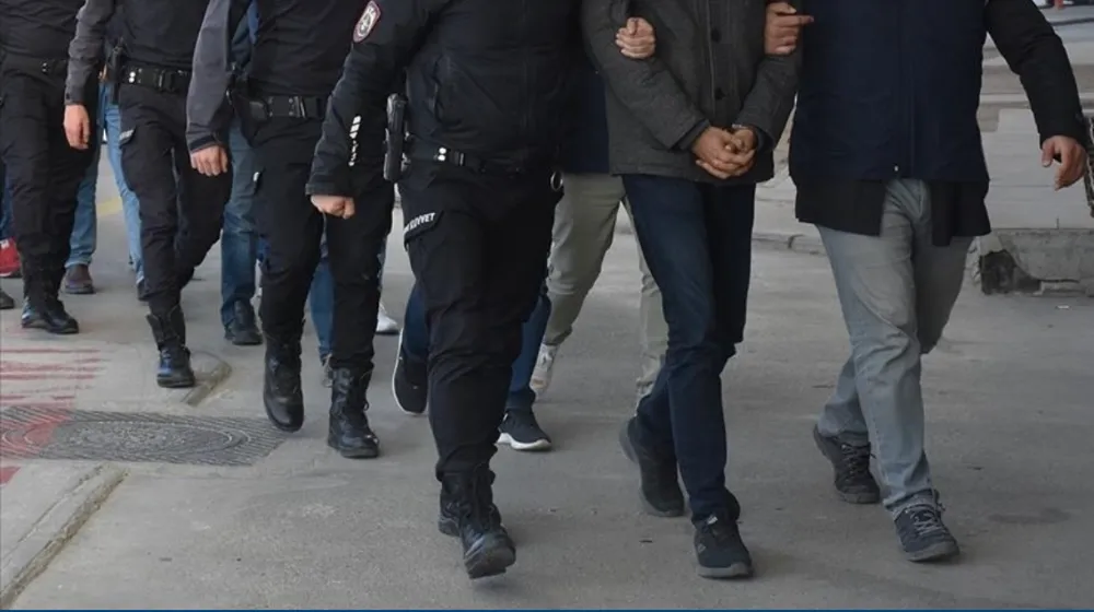 FETÖ  operasyonunda yakalanan 14 şüpheli adliyeye sevk edildi