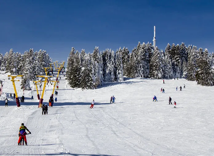 Uludağ’da Tatil Sezonu Açıldı: Fiyatlar Güncellendi