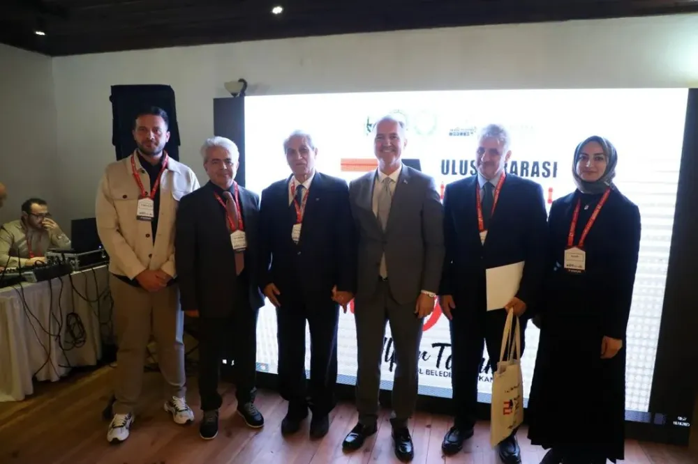 İnegöl Şehir Araştırmaları Sempozyumu Devam Ediyor