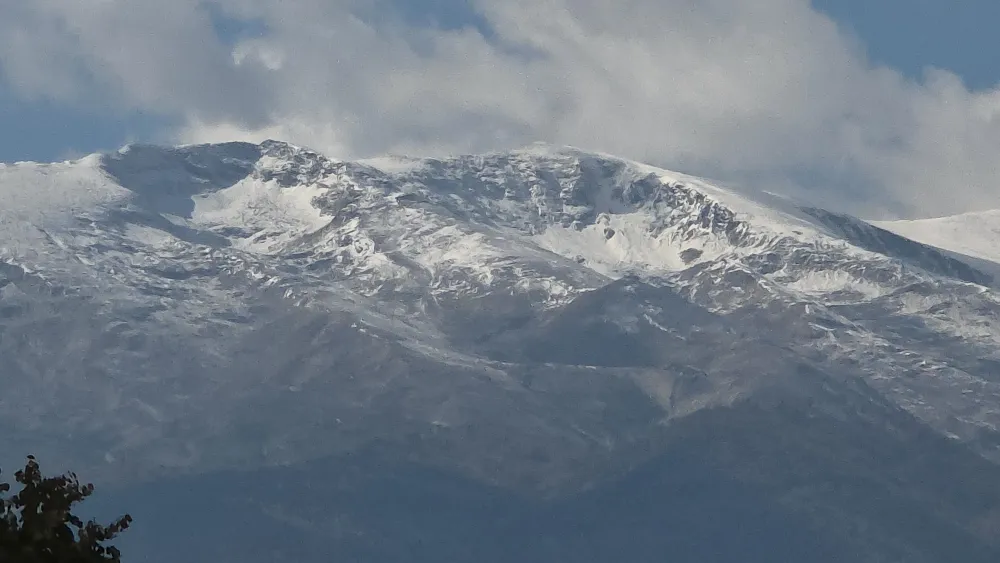 İnegöl’ün yüksekleri beyaza büründü