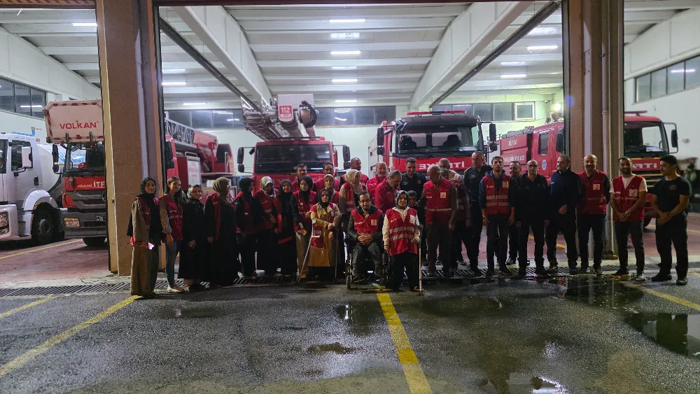 Kızılay İnegöl Şubesi’nden 25 gönüllüye yangın eğitimi