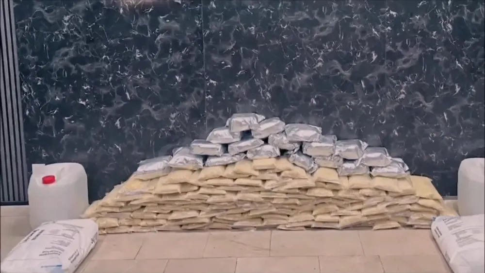 Dev Uyuşturucu Operasyonu: 381 Kilo Metamfetamin Ele Geçirildi