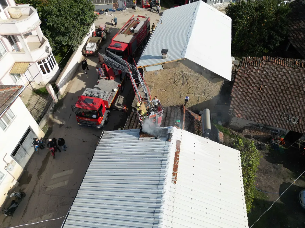 İnegöl’de Bacada Çıkan Yangın Korkuttu