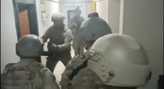 Jandarma’dan geniş çaplı operasyon: Dolandırıcılık ve tefecilik çeteleri çökertildi