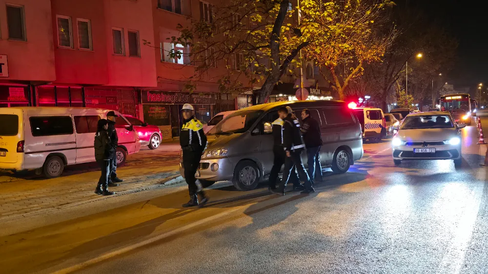 İnegöl’ün Dört Bir Yanında Polis Denetimi Yapıldı