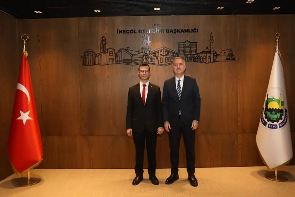 İnegöl Belediye Başkanı Alper Taban, BUSKİ İnegöl Şube Müdürü Mustafa Çetin’i ağırladı
