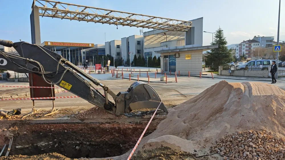 Altyapı çalışmalarındaki gevşeklik vatandaşı isyan ettirdi