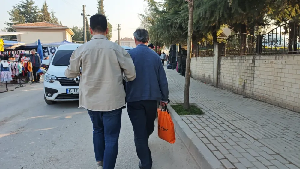 Kadın pazar esnafına sığındı