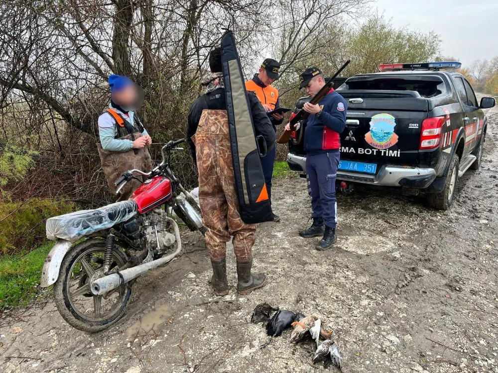 Jandarma’dan Uluabat Gölü’nde Avcılık Denetimi: 427 Bin TL Ceza