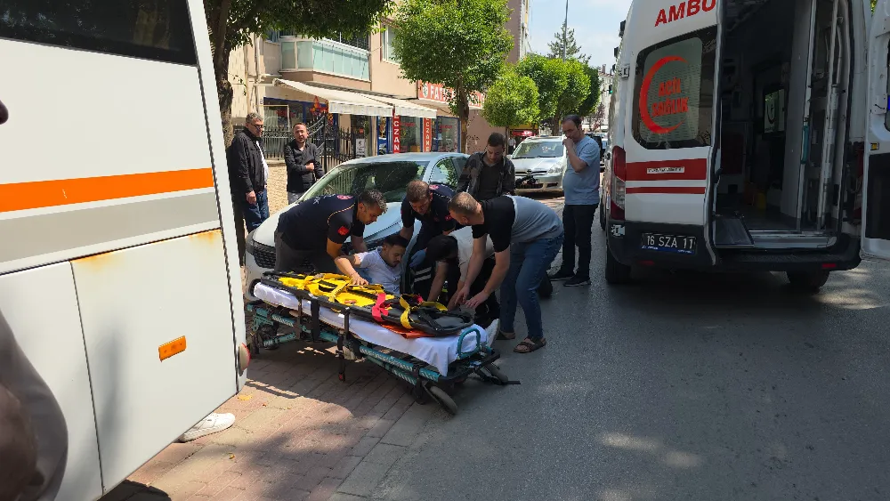 İnegöl’de Otomobil ile Motosiklet Çarpıştı: 1 Yaralı
