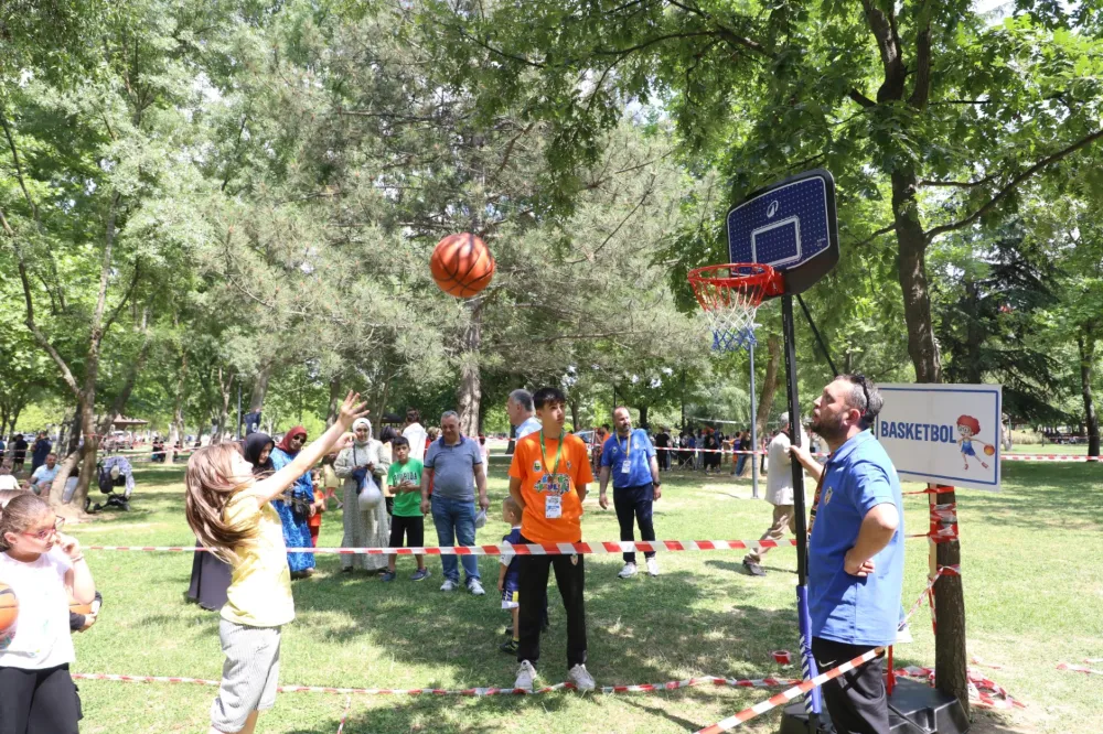 İnegöl’de Yaz Spor Okullarının Provası Spor Şenliğiyle Yapıldı