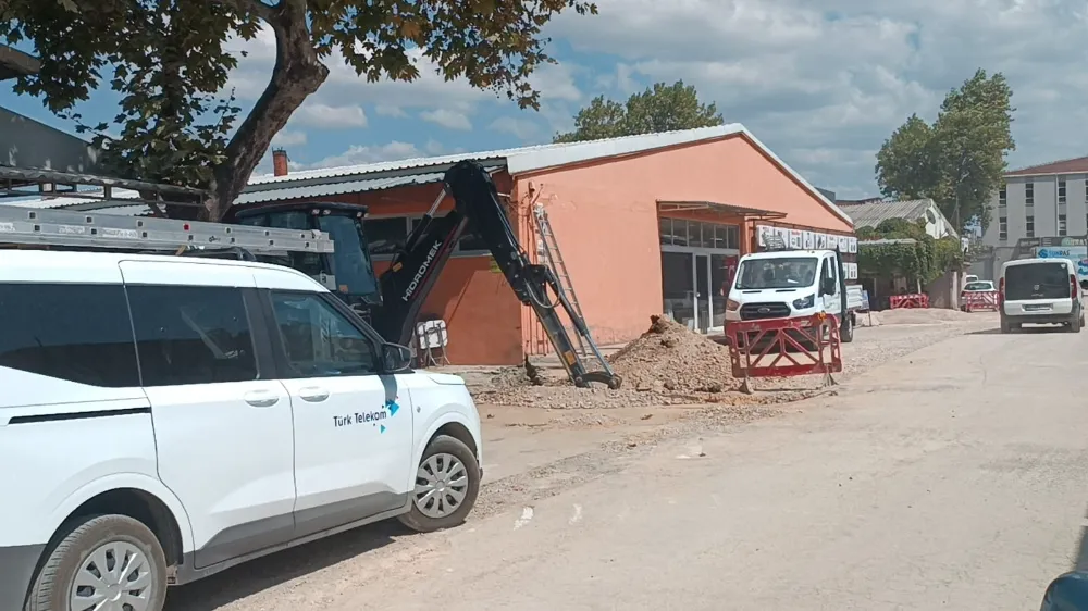 İnegöl’de kepçe kazısı facianın eşiğine getirdi