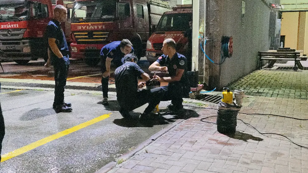 İnegöl İtfaiye ekipleri Teyakkuzda: Su Baskınlarına Karşı Hazırlık Tamamlandı