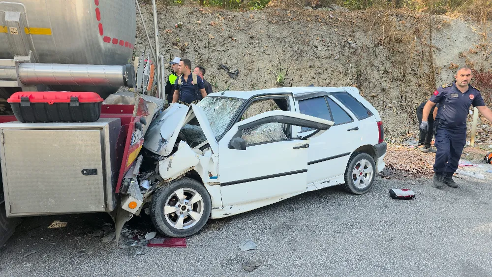 İnegöl Mezit Boğazı’nda feci kaza: 5 kişi hastaneye kaldırıldı