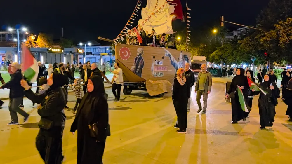 İnegöl’de temsili gemiyle Gazze mesajı