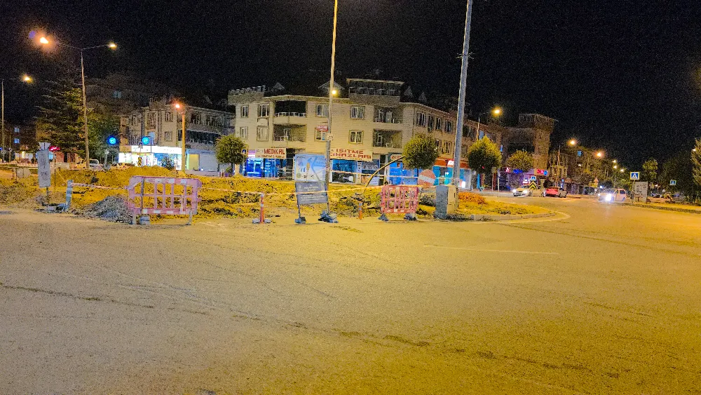 İnegöl’de BUSKİ Çalışmalarına Vatandaş Tepkisi: “Aynı Yeri Defalarca Kazıyorlar”