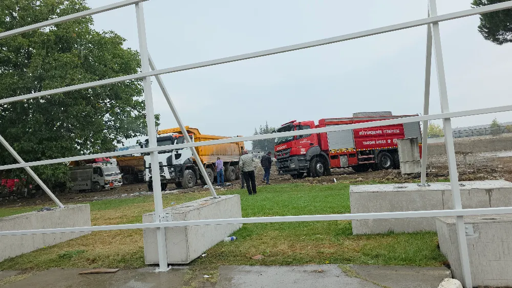 İnegöl OSB’de Hafriyat Kamyonunda Yangın